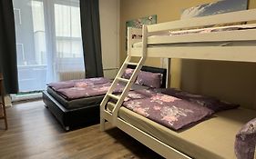 Berlin Pur - Wohnung Fuer Bis Zu 12 Personen