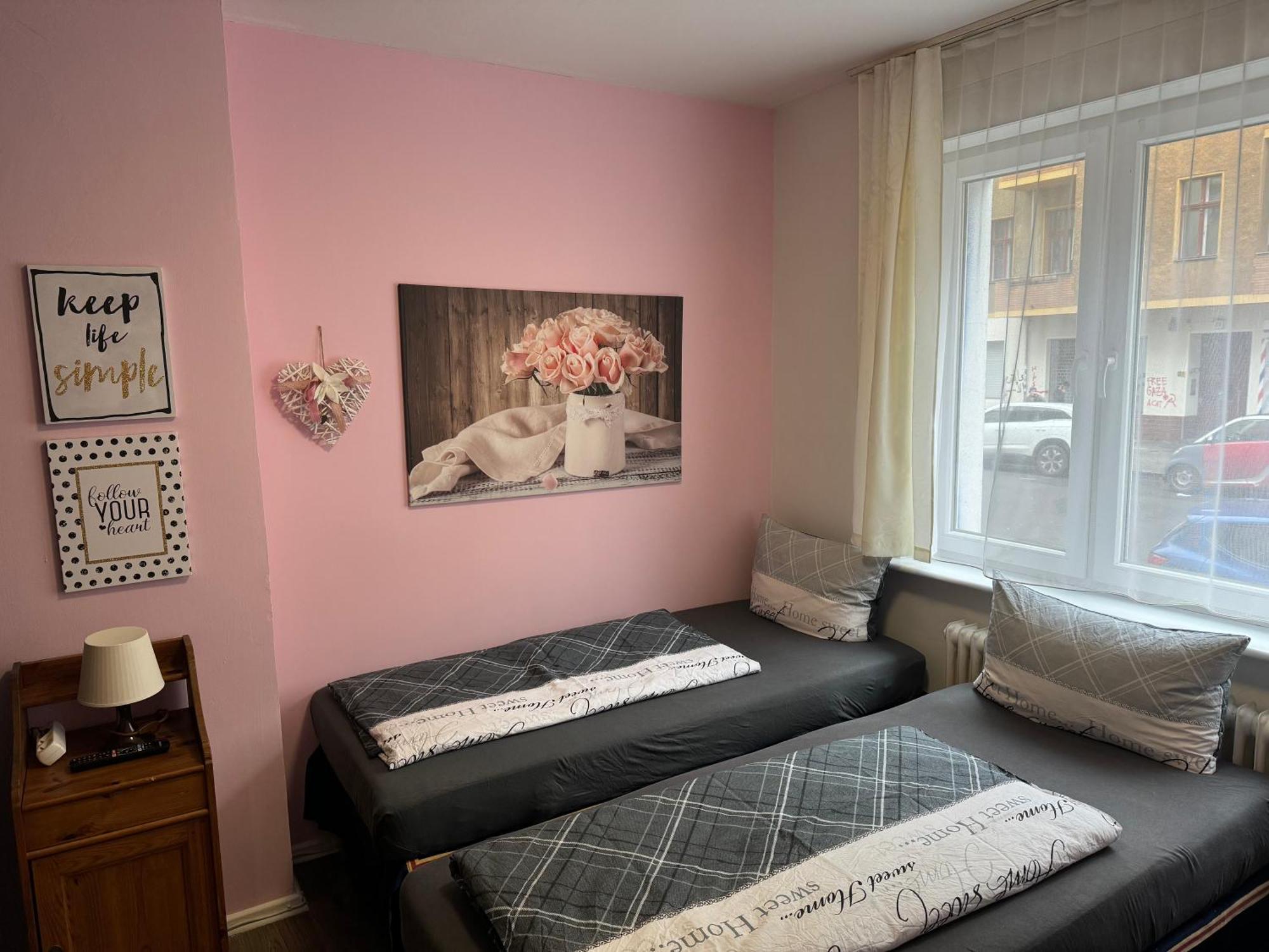 Berlin Pur - Wohnung Fuer Bis Zu 12 Personen Buitenkant foto