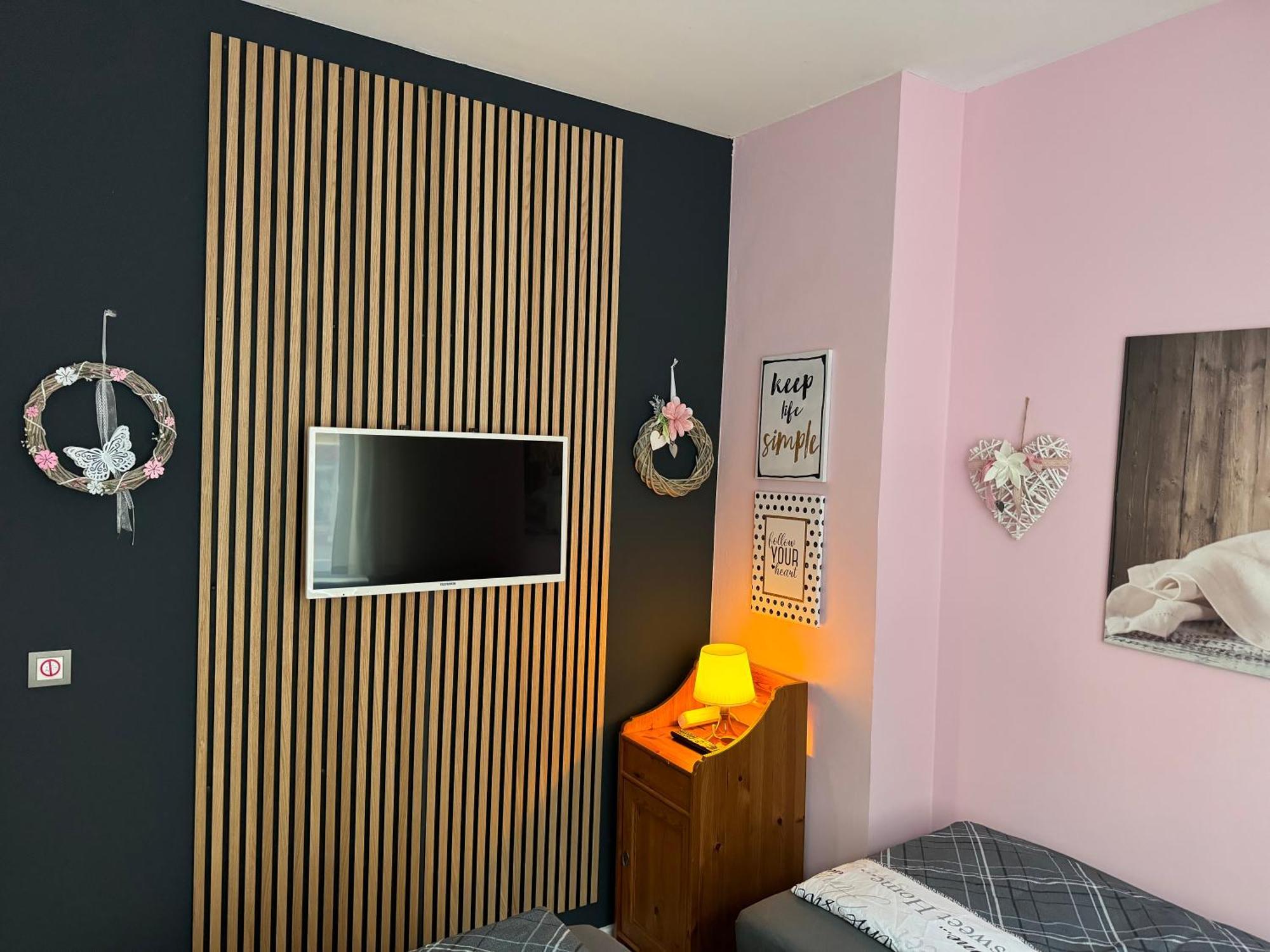 Berlin Pur - Wohnung Fuer Bis Zu 12 Personen Buitenkant foto