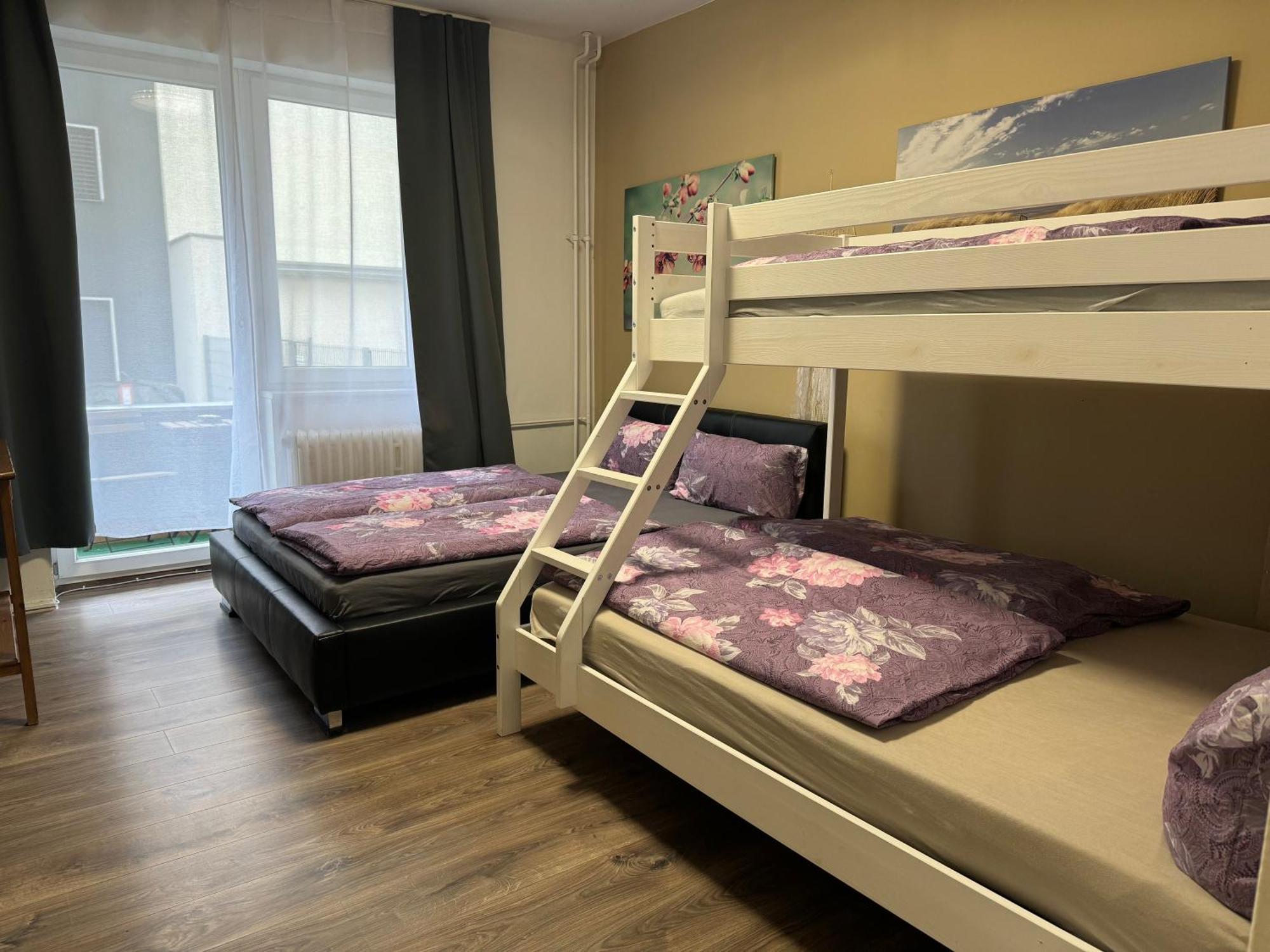 Berlin Pur - Wohnung Fuer Bis Zu 12 Personen Buitenkant foto